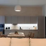 Sting Old Town Apartman