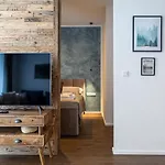 Апартаменты Sting Old Town