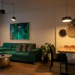Sting Old Town Апартаменты