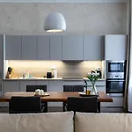 Sting Old Town Apartman *