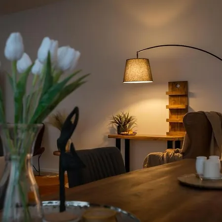 Sting Old Town Apartment