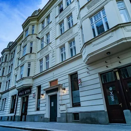 Sting Old Town Apartment