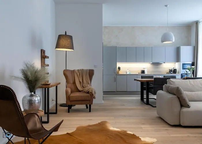 Sting Old Town Apartment