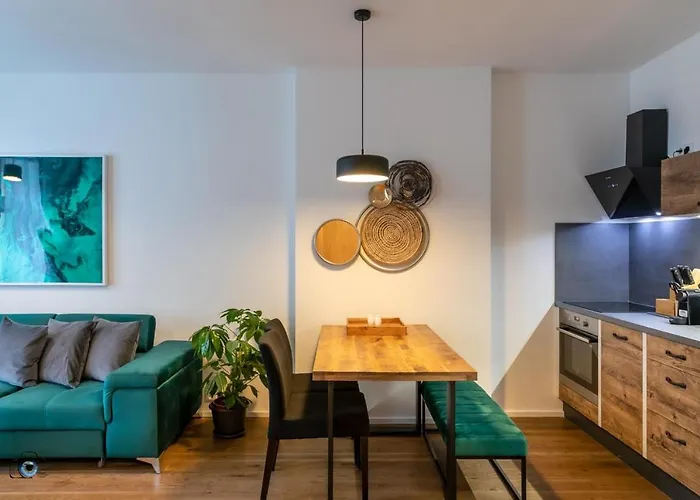 Sting Old Town Apartment *